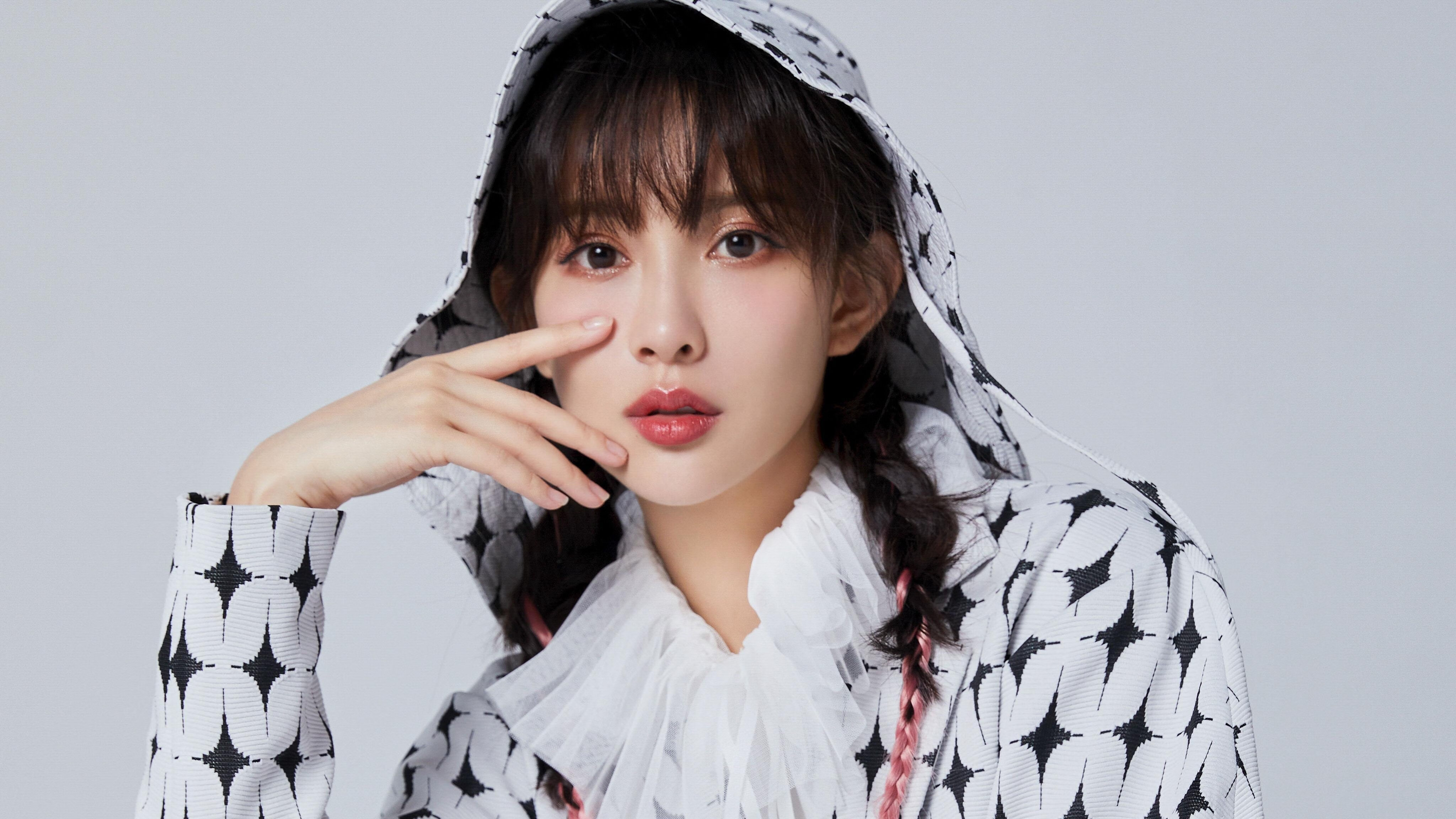 开云全站-“超越自我！明星运动员在比赛中的极限表现”，明星运动员综艺节目